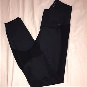 Nike leggings - NEVER WORN